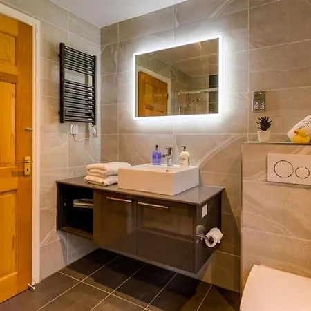Appartement March House *